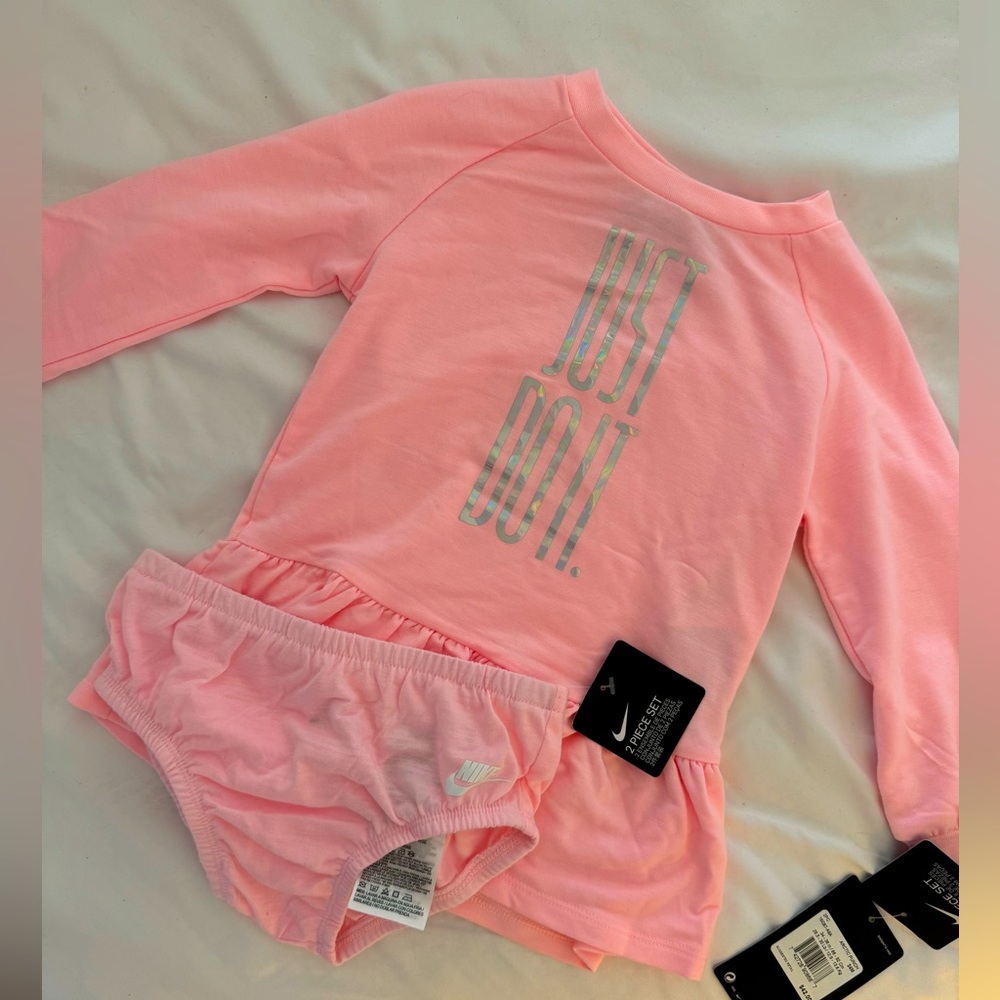 Nike 2 year old girl set.